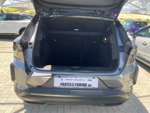 Renault Scenic E-Tech - immagine 3