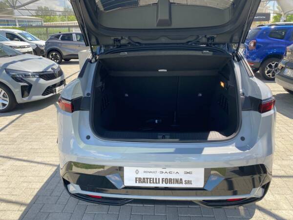 Renault Megane E-Tech - immagine 5