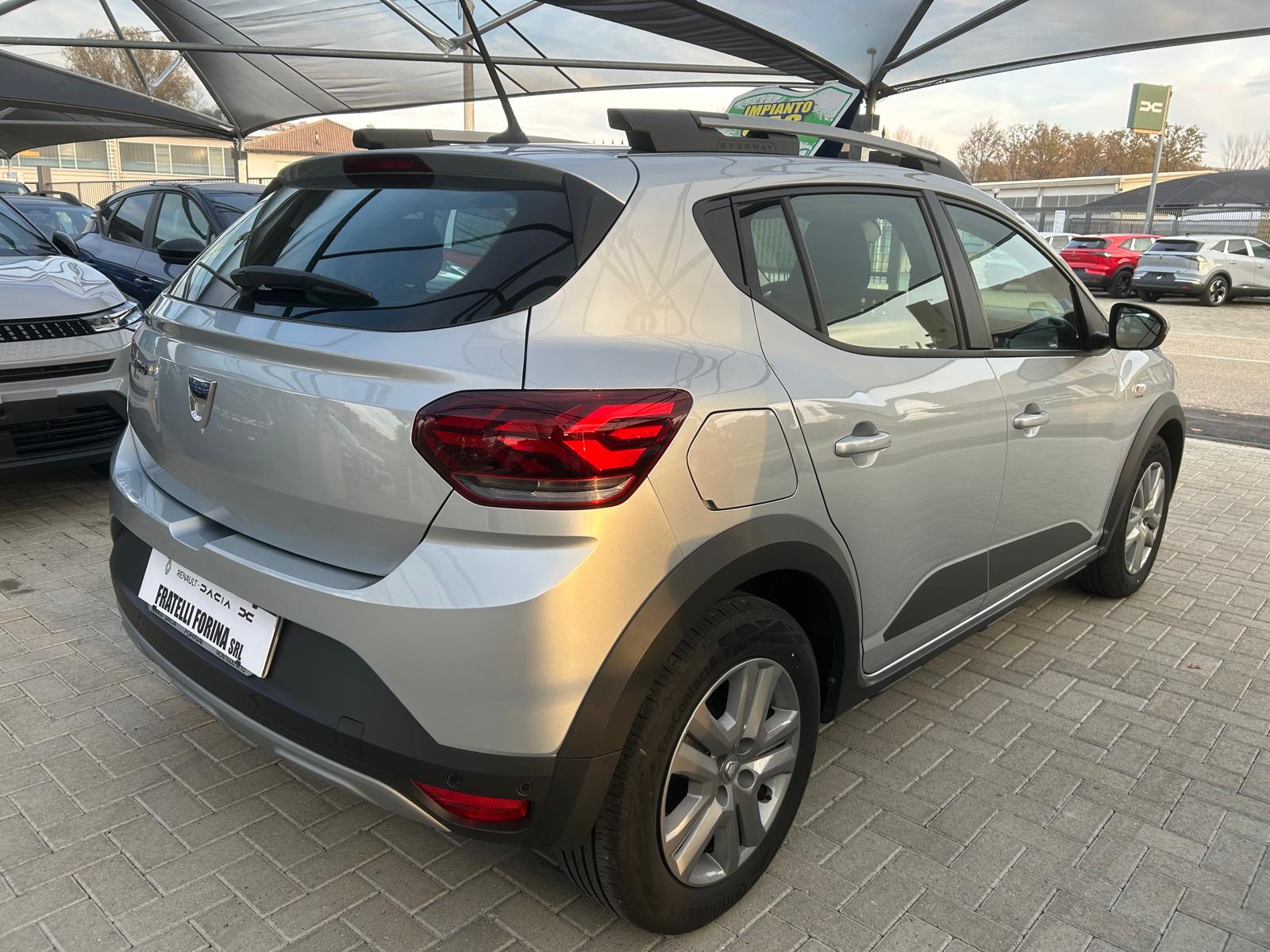 Dacia Sandero Stepway Comfort - immagine 3