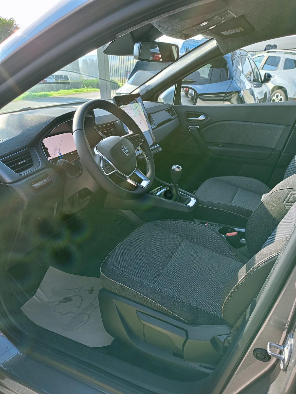 Renault Captur Techno - immagine 2