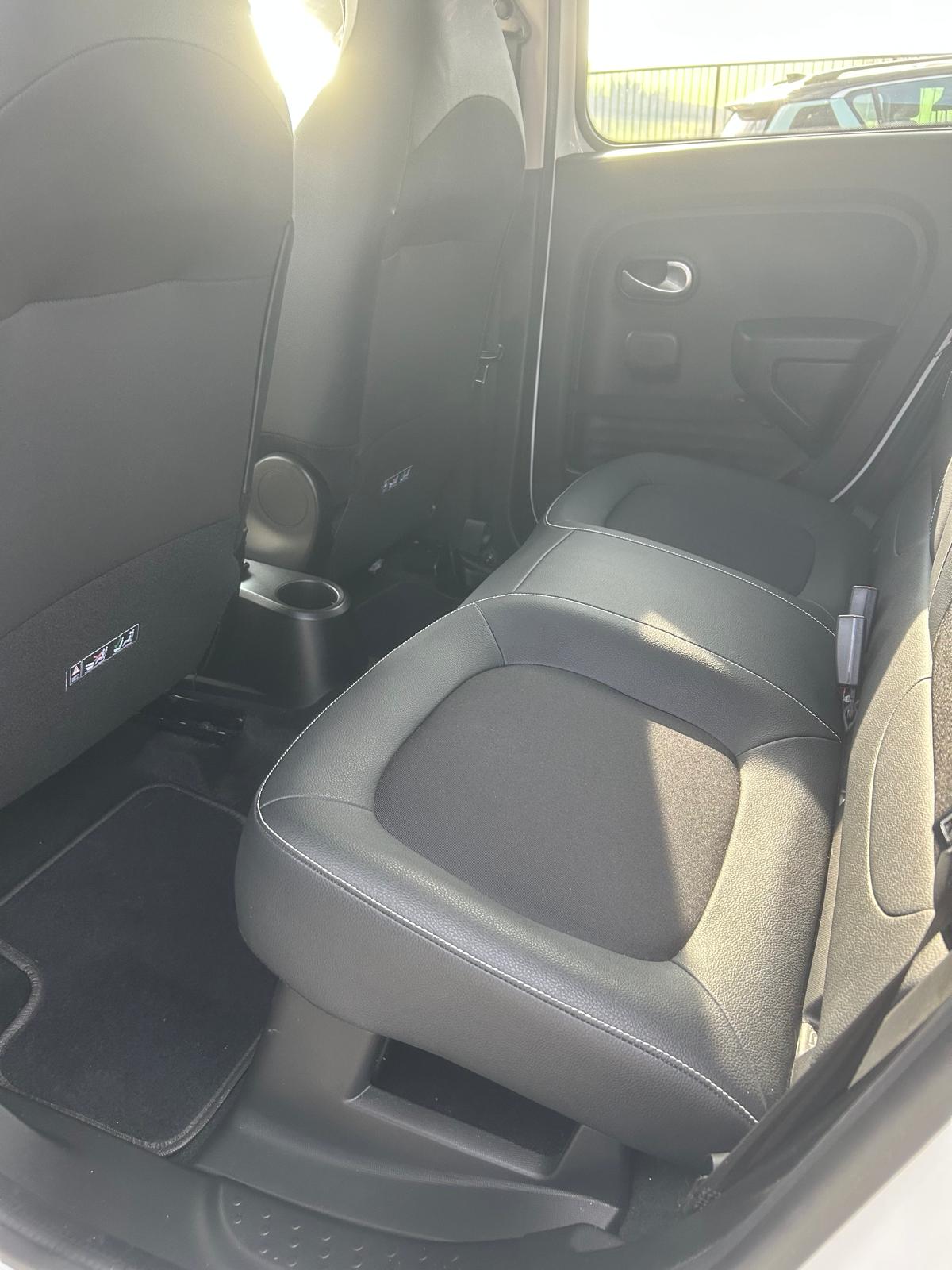 Renault Twingo Electric E-tech Urban & Night - immagine 5