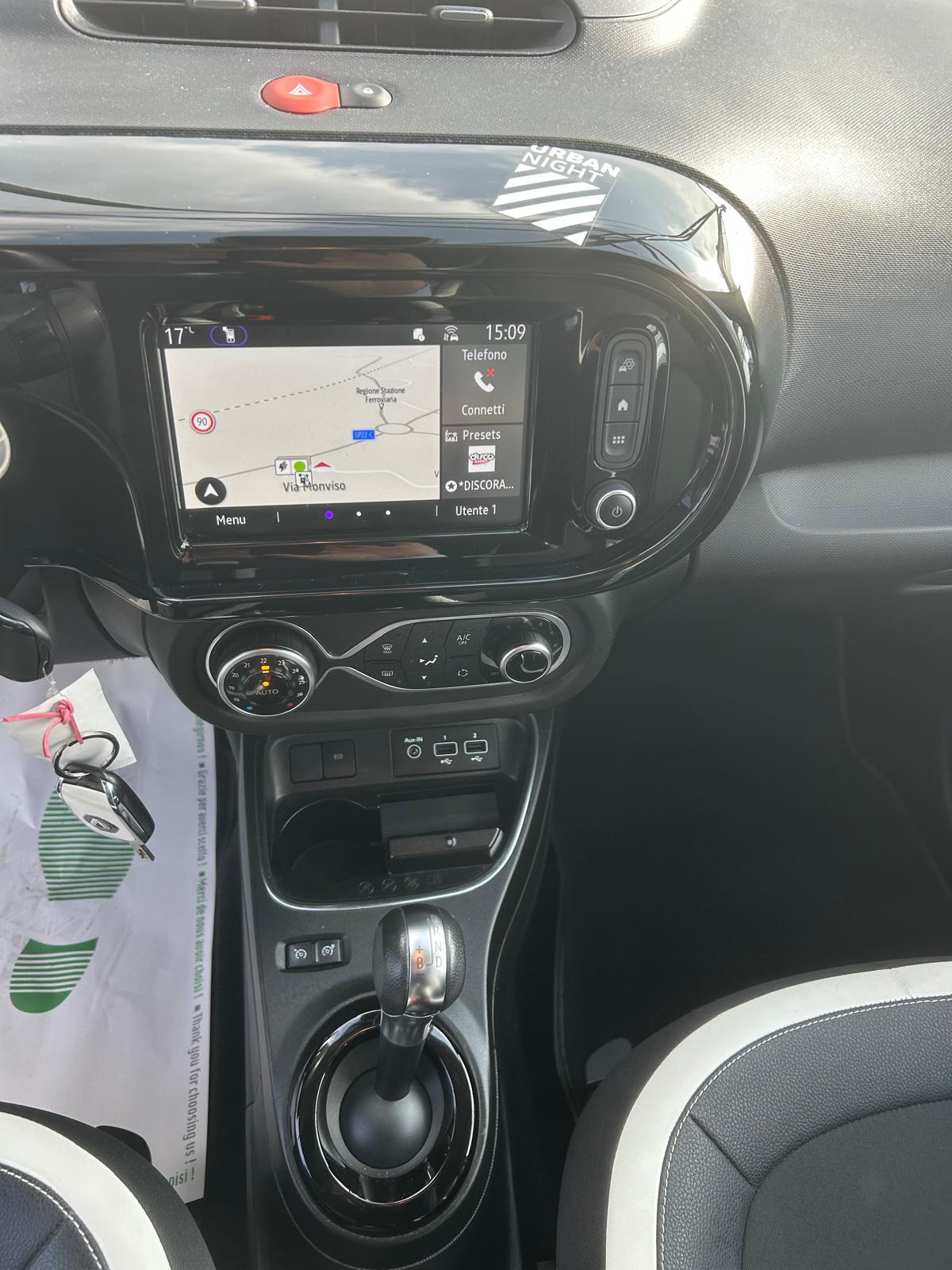 Renault Twingo Electric E-tech Urban & Night - immagine 9