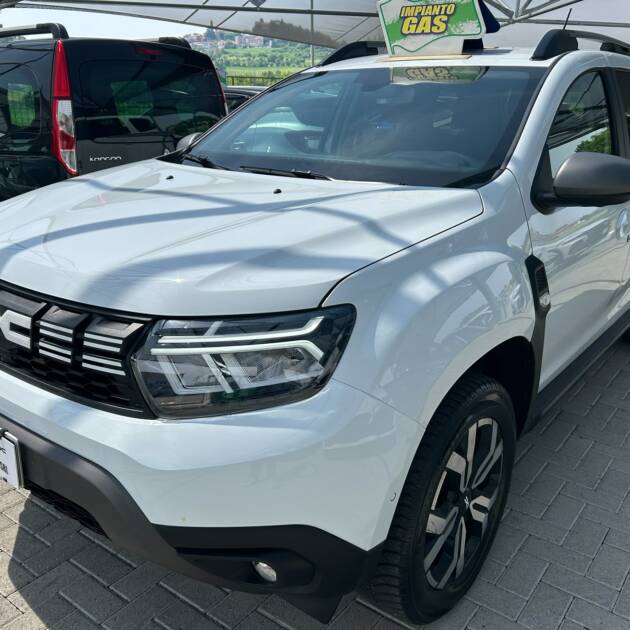 Dacia Duster Journey-up