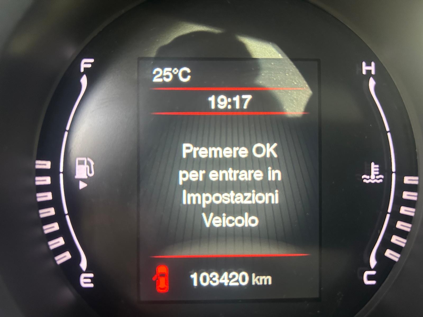 Fiat 500L Cross - immagine 8