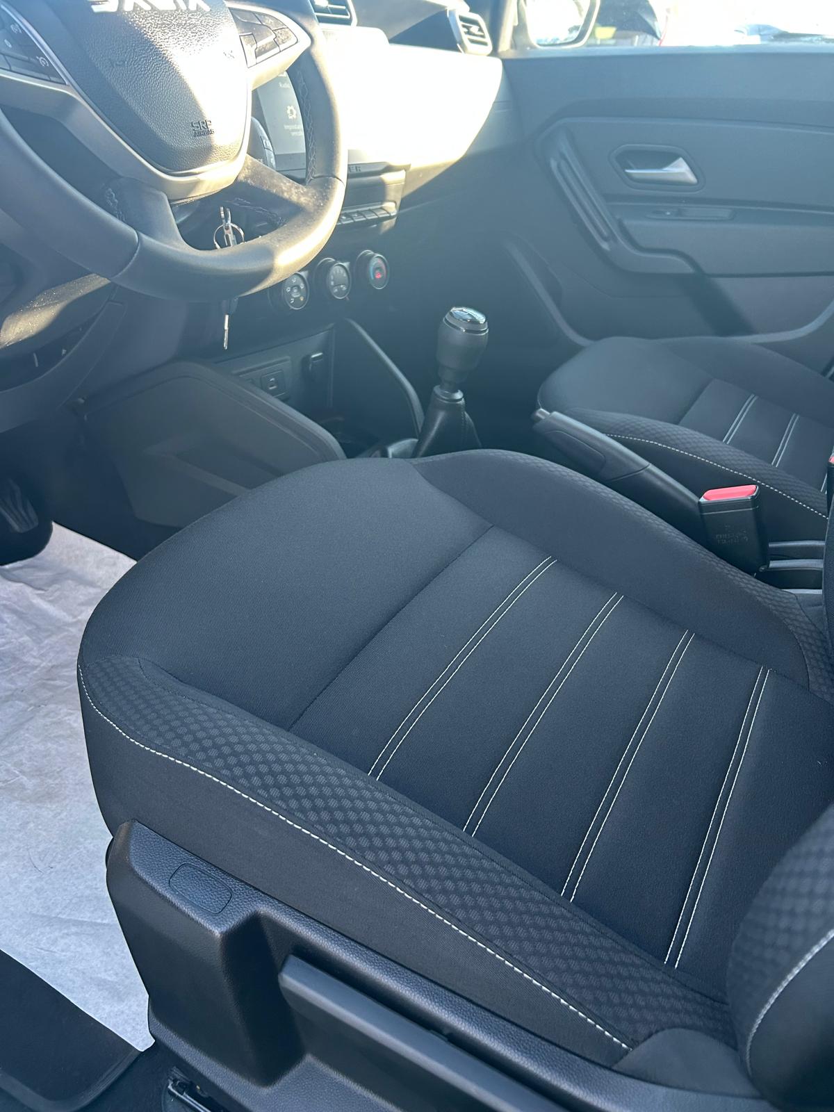 Dacia Duster Expression - immagine 7