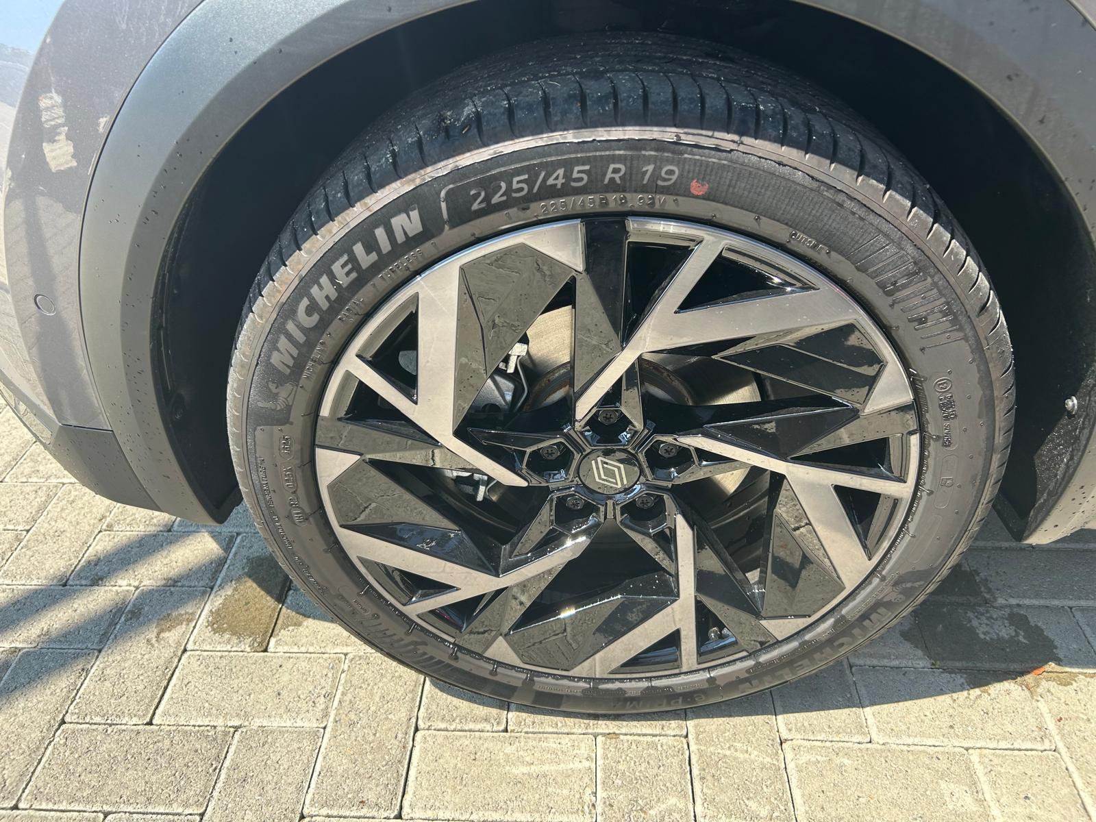 Renault Captur esprit Alpine - immagine 6