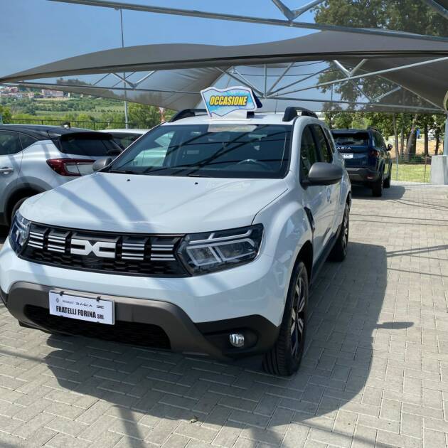 Dacia Duster Journey up