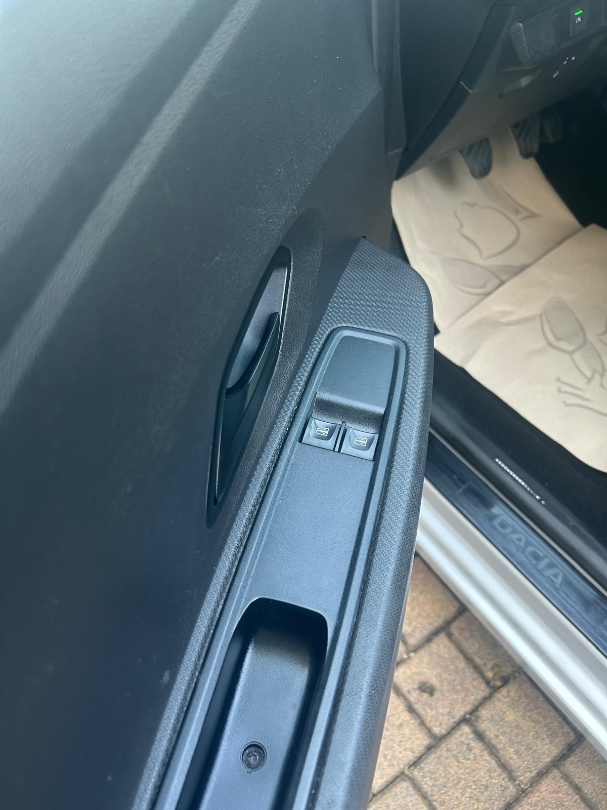 Dacia Sandero Streetway Essential - immagine 3