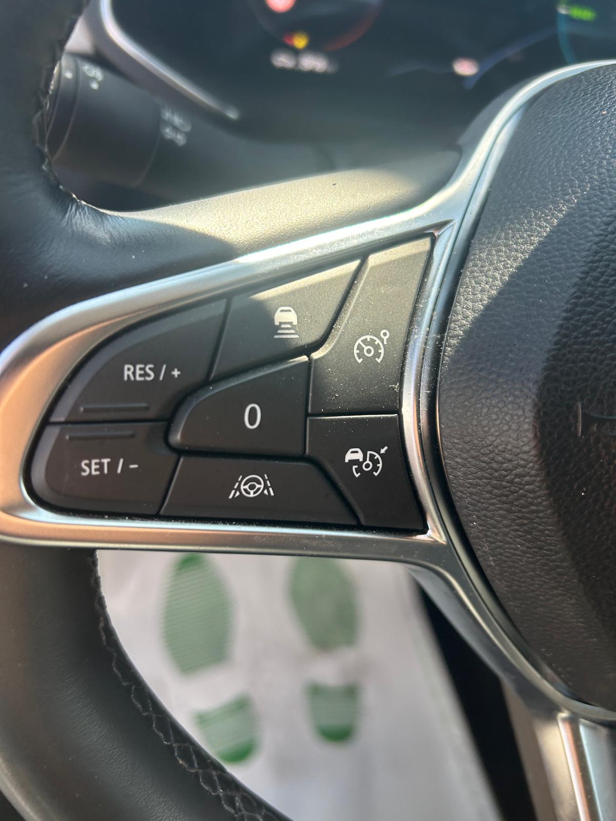 Renault Captur Intense - immagine 7