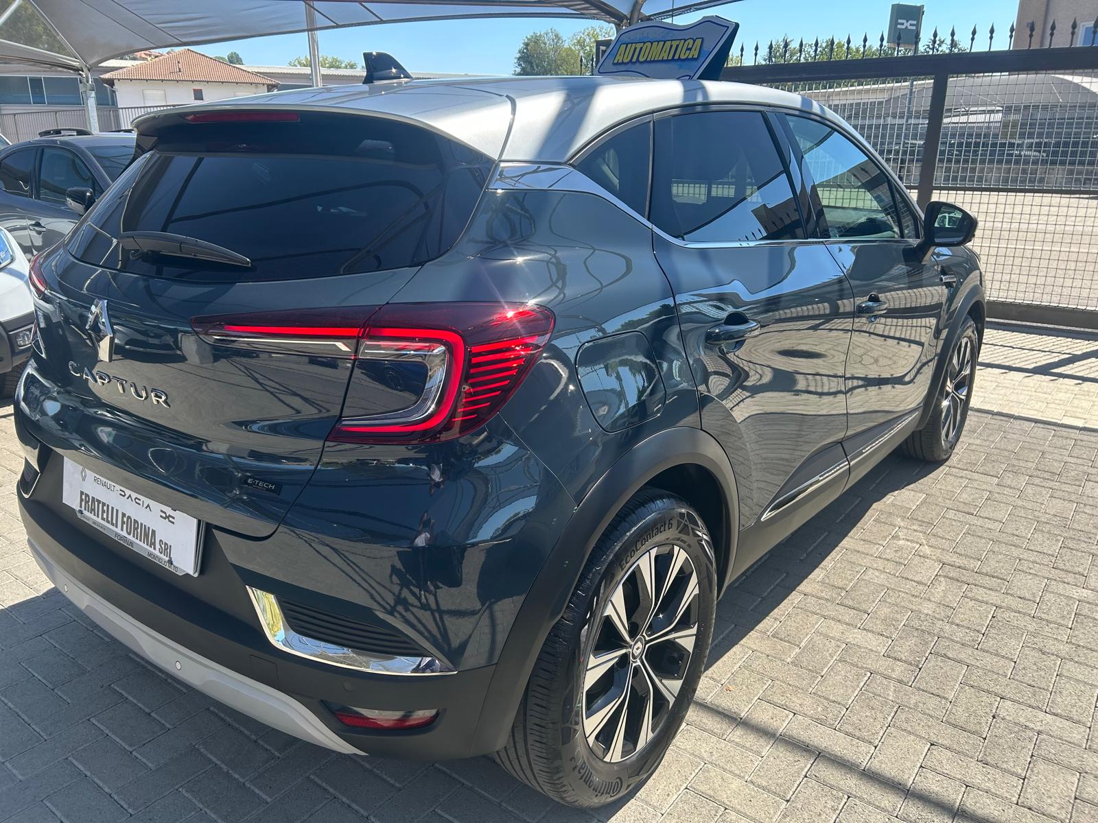 Renault Captur Intense - immagine 10