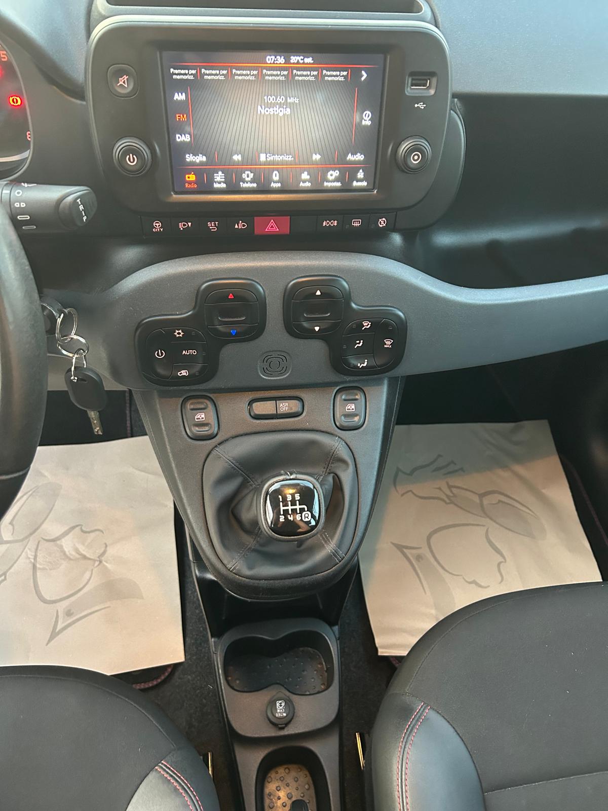 Fiat Panda Hybrid City cross - immagine 2