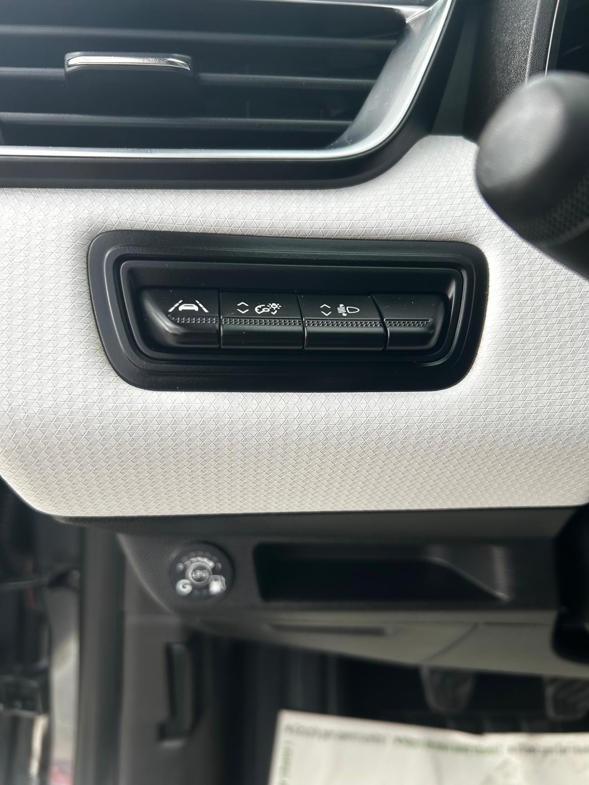 Renault Clio Intense - immagine 7